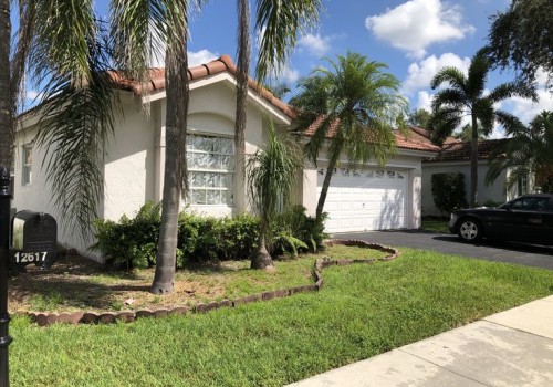 How Land Surveying Eases Selling Inherited Houses in Miami